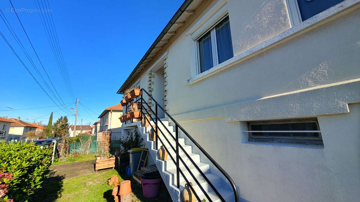 Maison à SAINT-POURCAIN-SUR-SIOULE