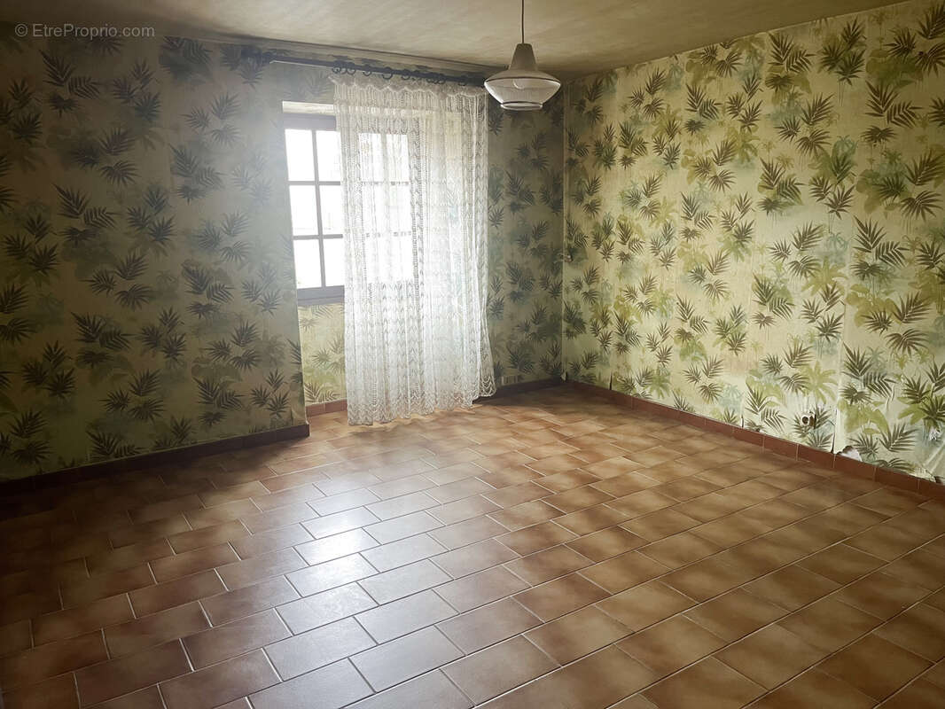 Maison à SAUVETERRE-DE-BEARN