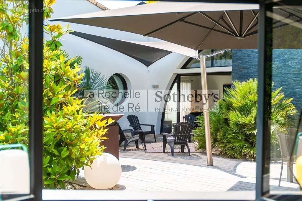 Maison à PORT-DES-BARQUES