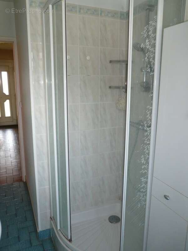 Maison à GENSAC-LA-PALLUE