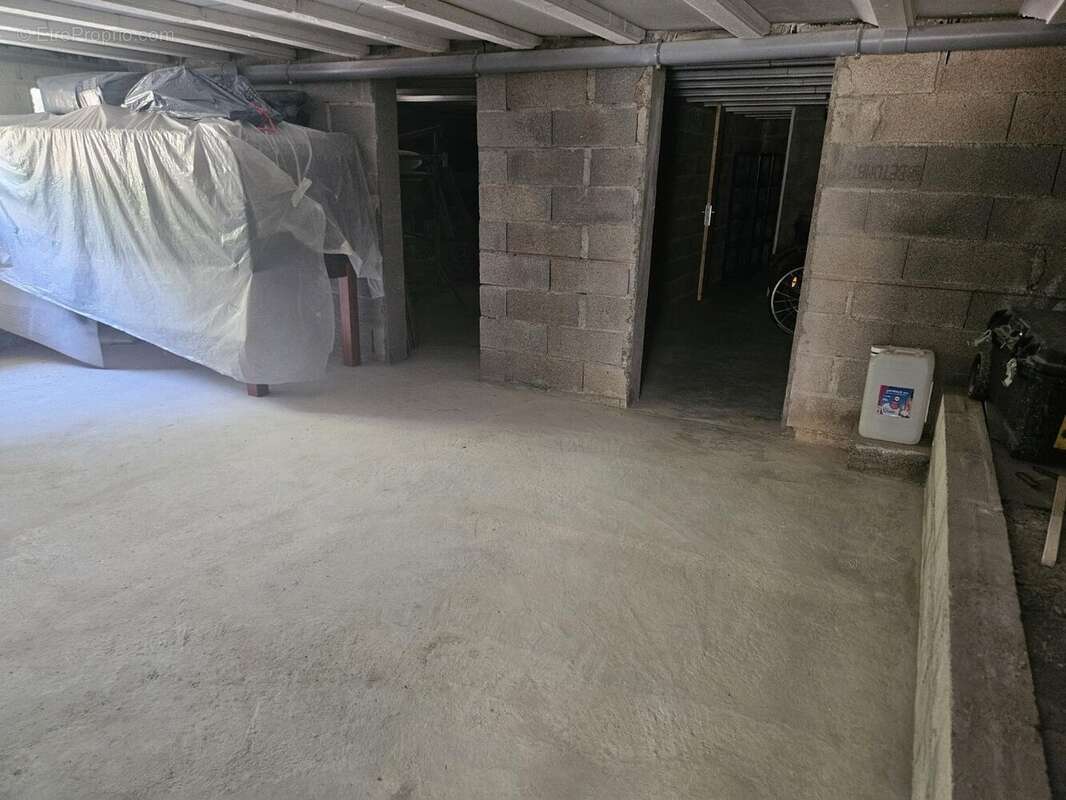 Belle villa de plain pied avec piscine, annexe et sous-sol - photo 22