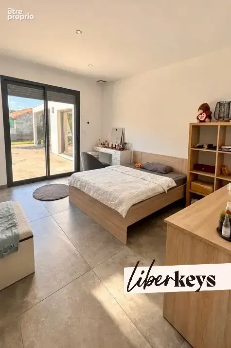 Maison contemporaine de plain-pied – 200 m² – 10 pièces – Parnans - photo 6