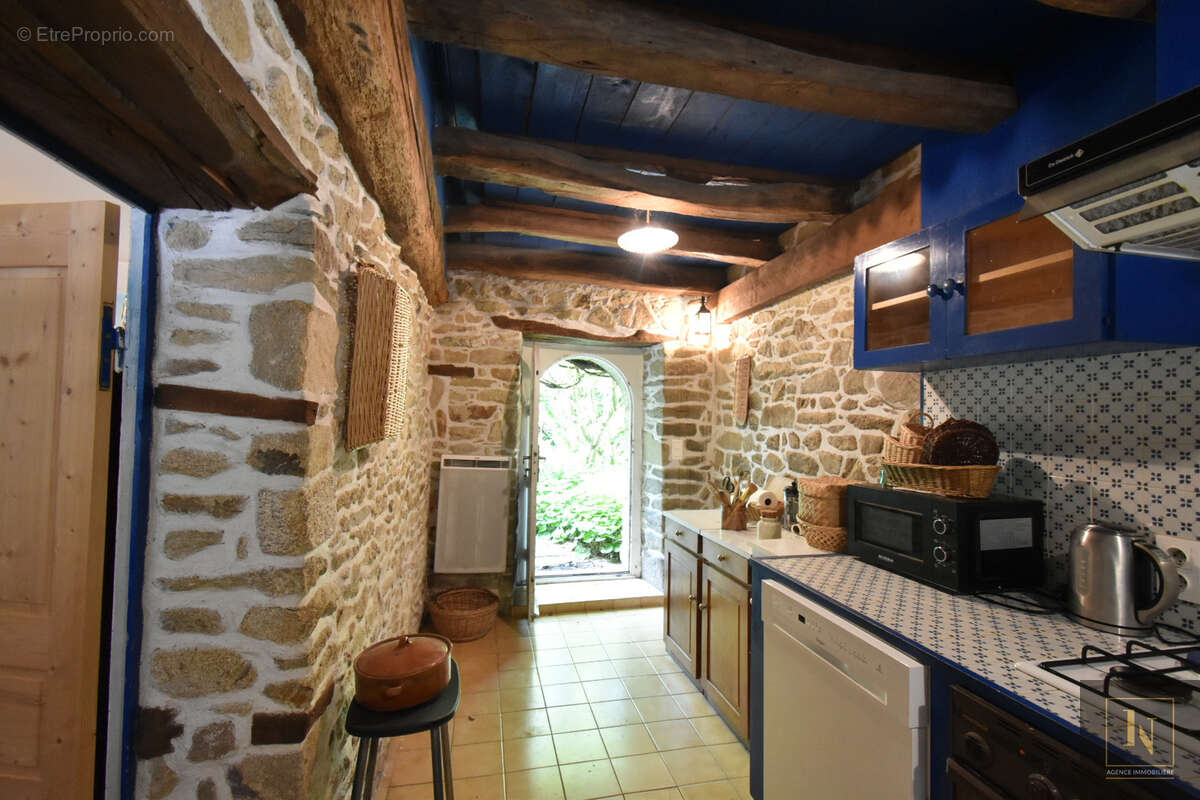 Maison à SURZUR