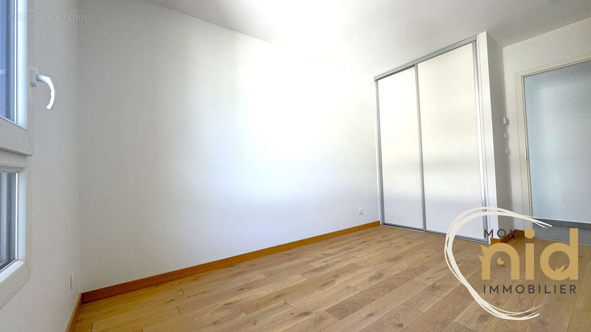 Appartement à MEYLAN