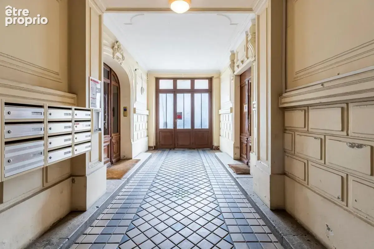 Appartement 3 pièces de 80m² à Paris 10 (Goncourt) - photo 12
