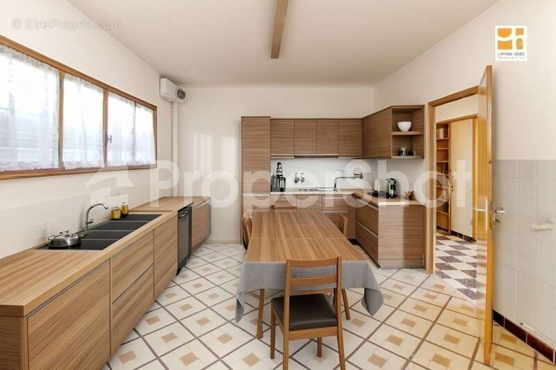 Appartement à SAINT-LAURENT-DU-VAR