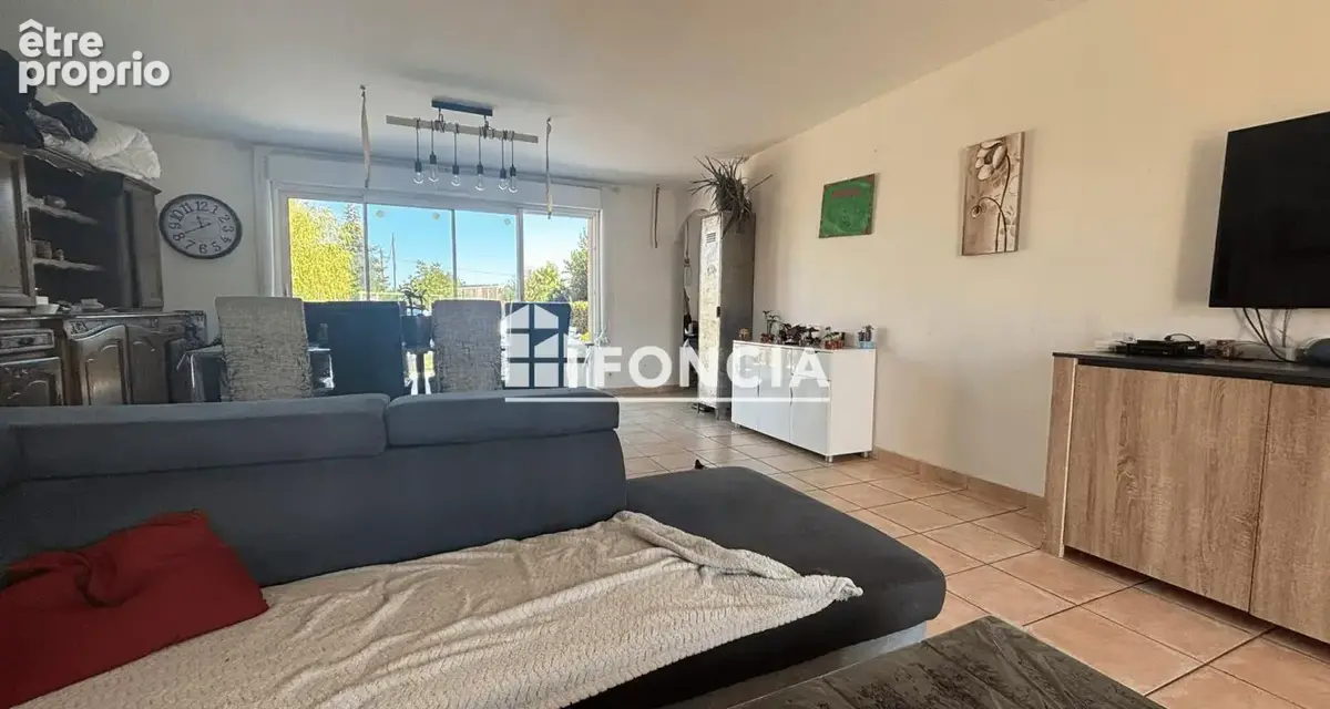 Plain pied hors lotissement sur un terrain de 3500 m2 - photo 3