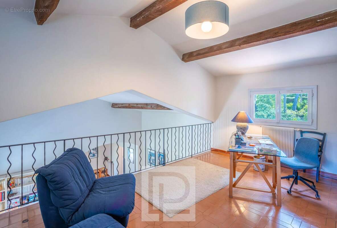 Maison à MOUGINS
