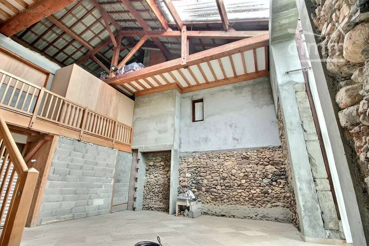 Maison à SAINT-MARTIN-D'HERES