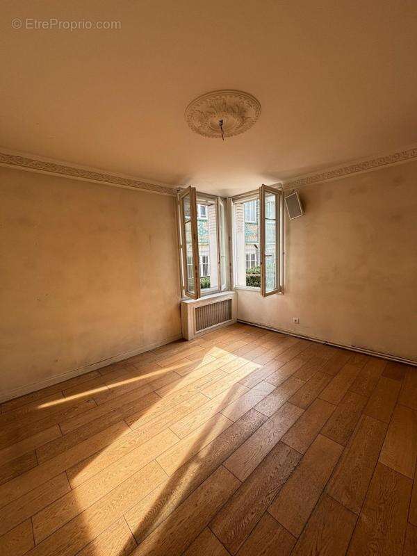 Appartement à LE KREMLIN-BICETRE