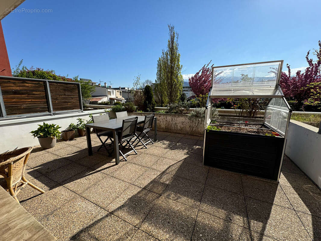 Appartement à ECHIROLLES