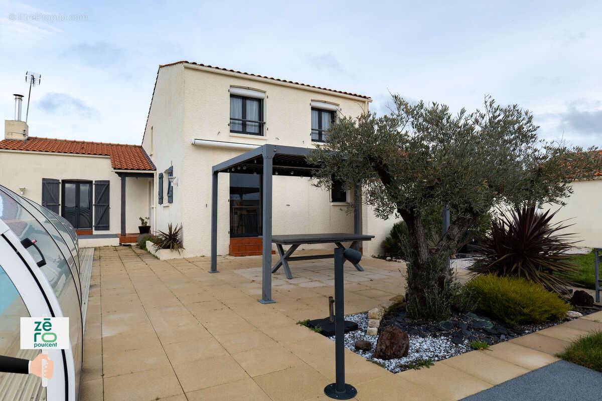 Maison à VENANSAULT