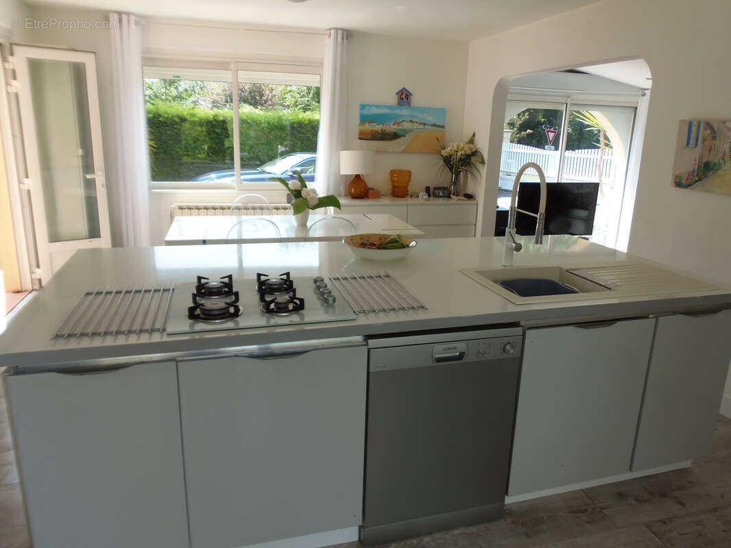 Maison à MORTAGNE-SUR-GIRONDE