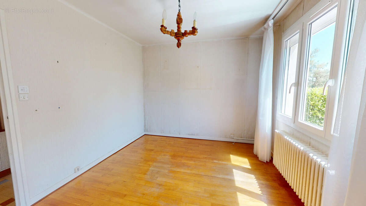 Maison à SAINT-APOLLINAIRE