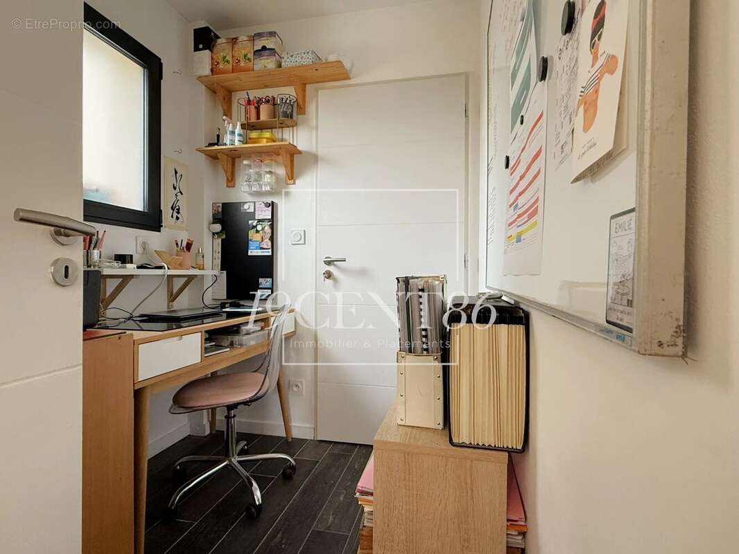Maison 104 m² à Communay  - photo 6