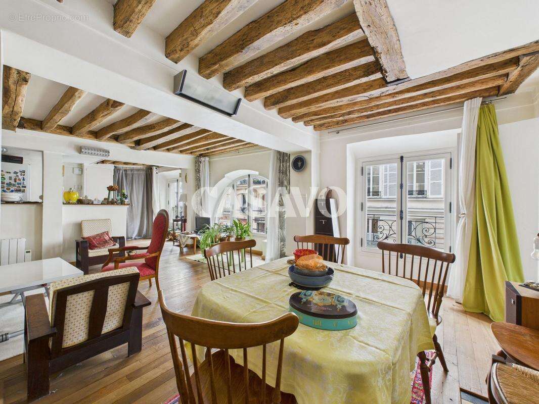 Appartement à PARIS-3E