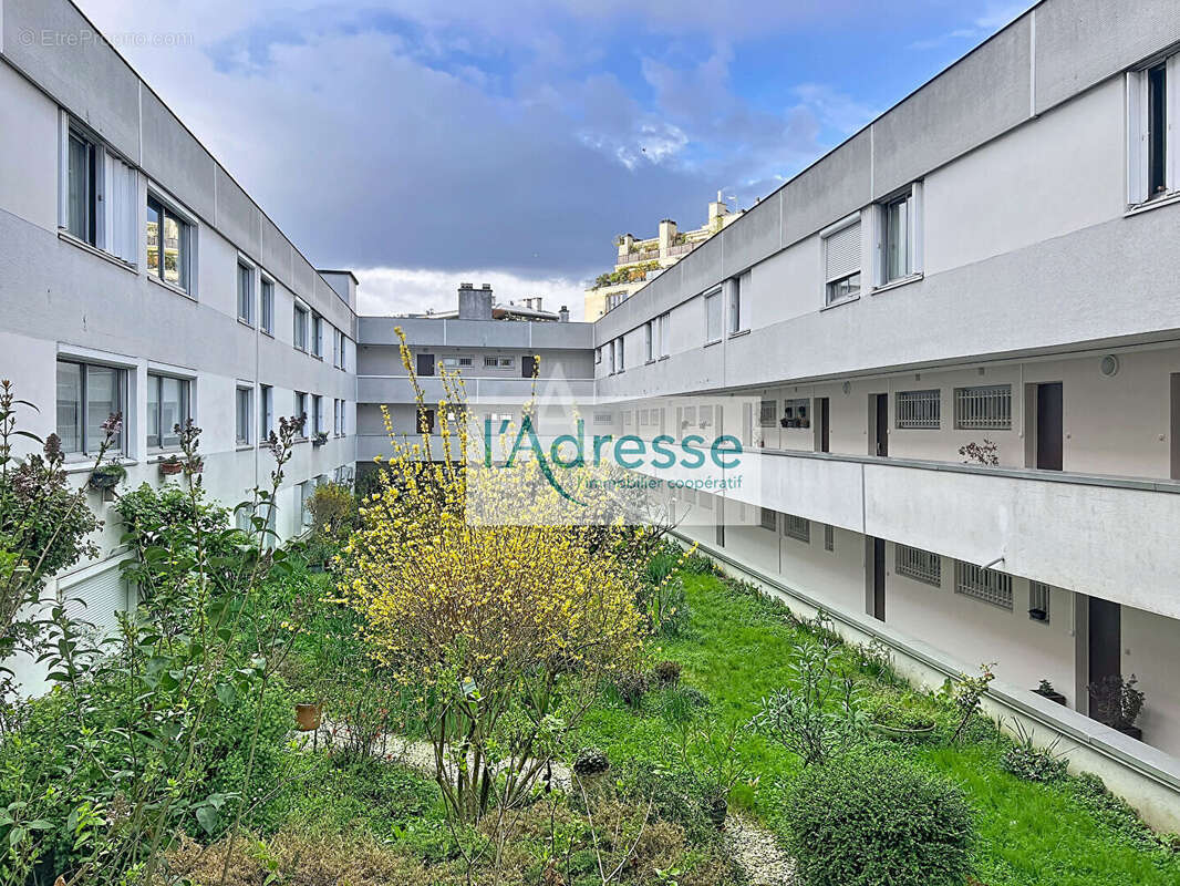 Appartement à PARIS-12E