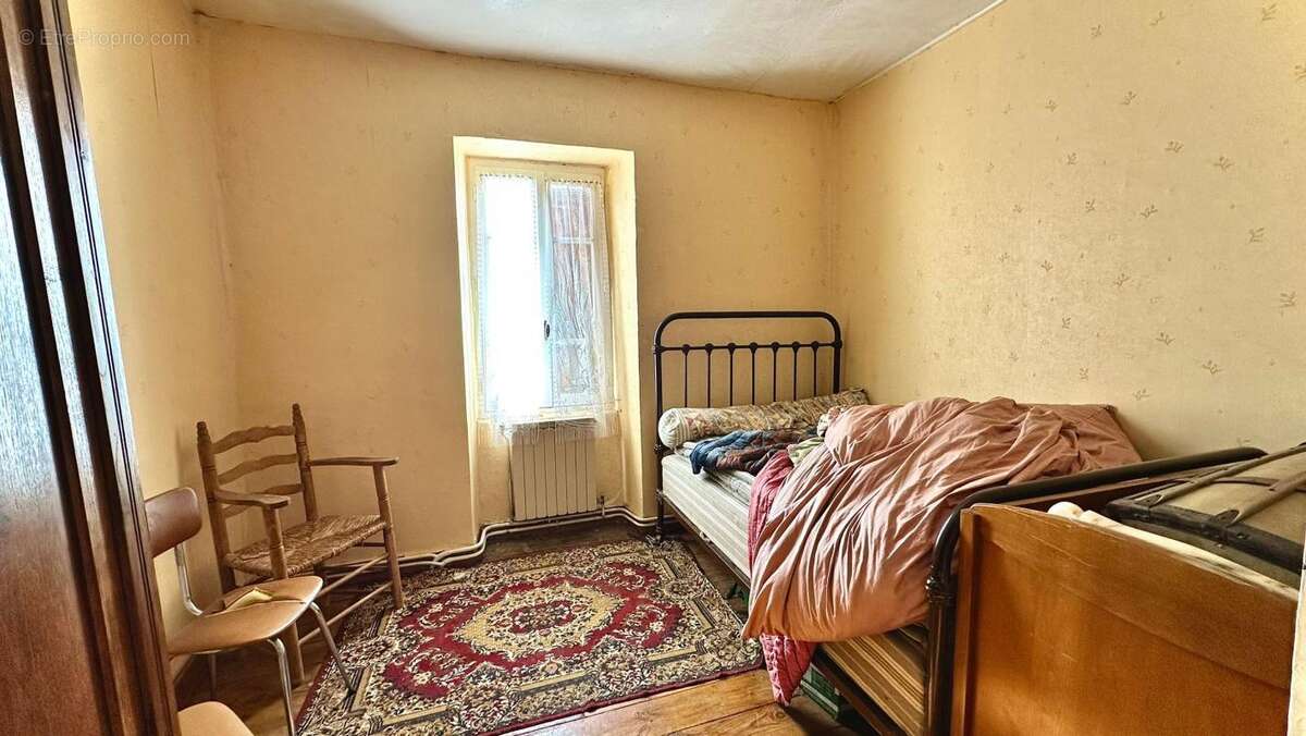 Maison à RIEUPEYROUX