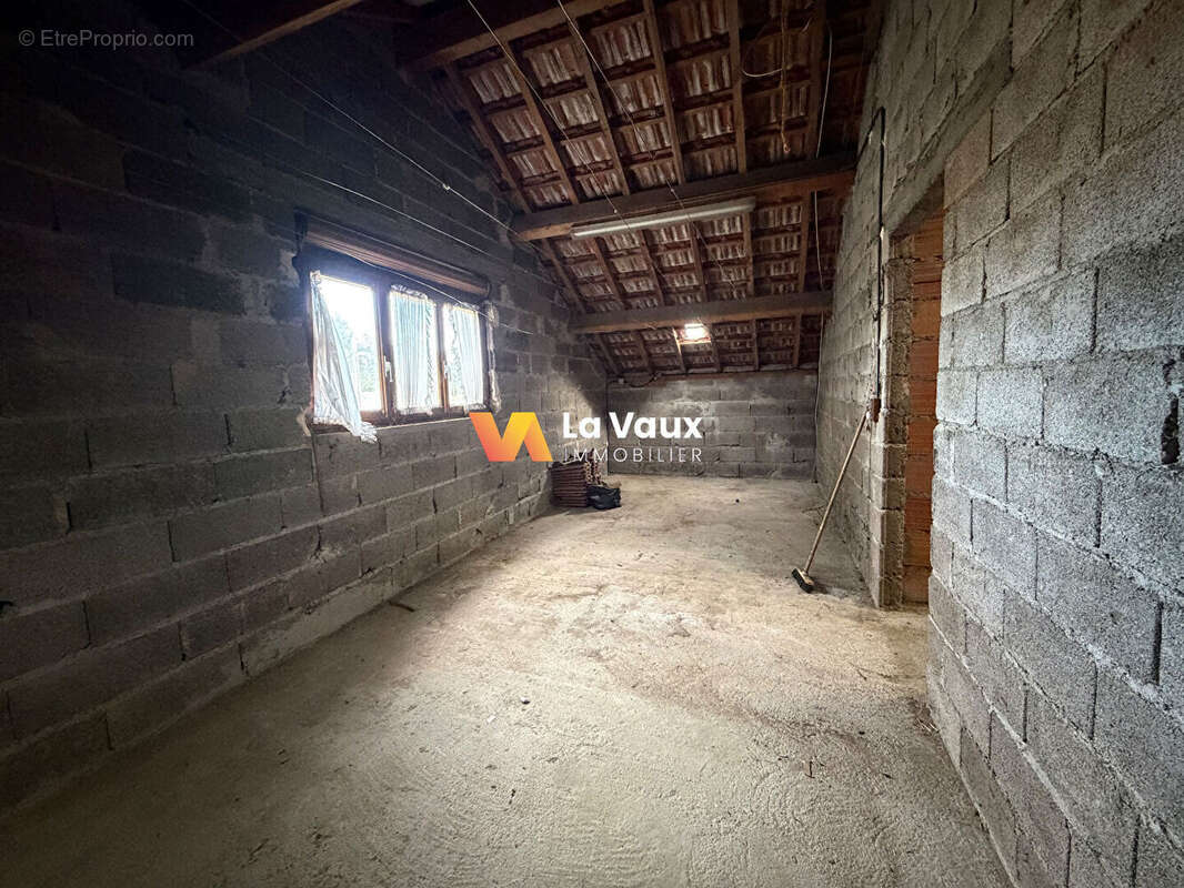 Maison à DAMELEVIERES