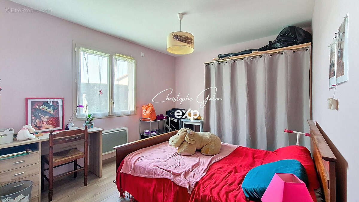 Maison à PEYRAT-DE-BELLAC