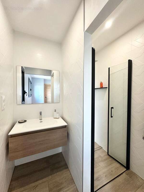 Maison à SAINT-JEAN-BREVELAY