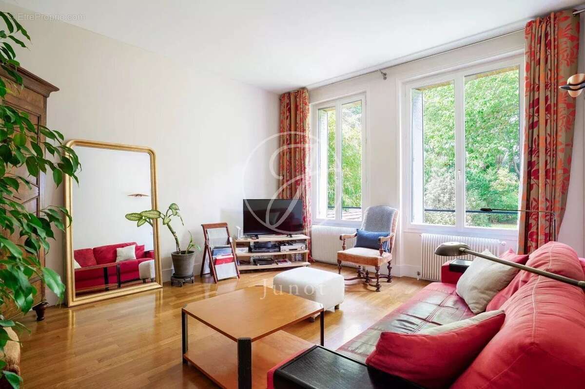 Maison à MAISONS-LAFFITTE