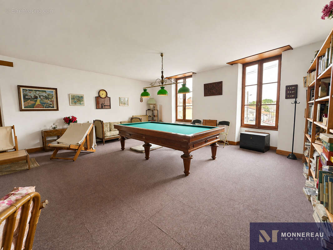 Maison bourgeoise avec parc et piscine en coeur de ville - photo 22