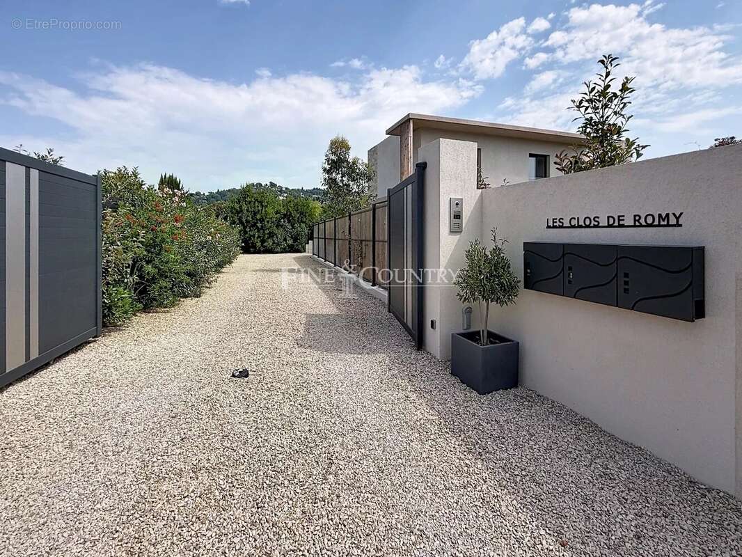 Villa à vendre à Mougins moderne neuve - photo 22