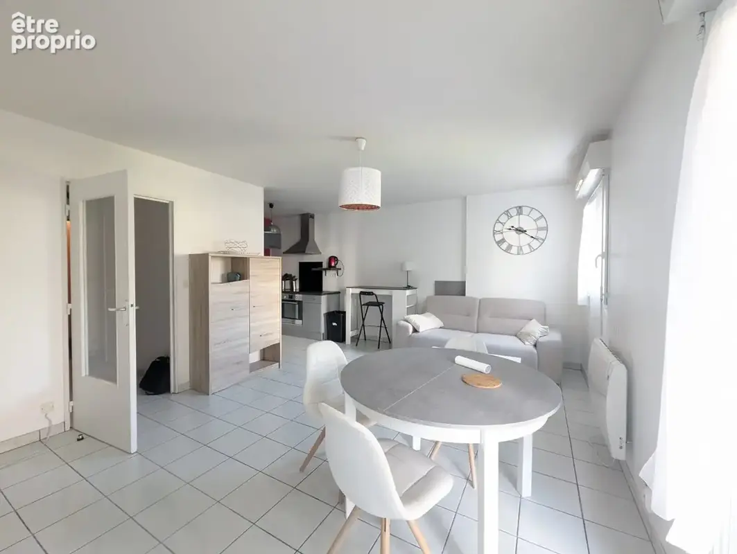 Appartement T2 avec terrasse et stationnement à LA RICHE Botanique - photo 4
