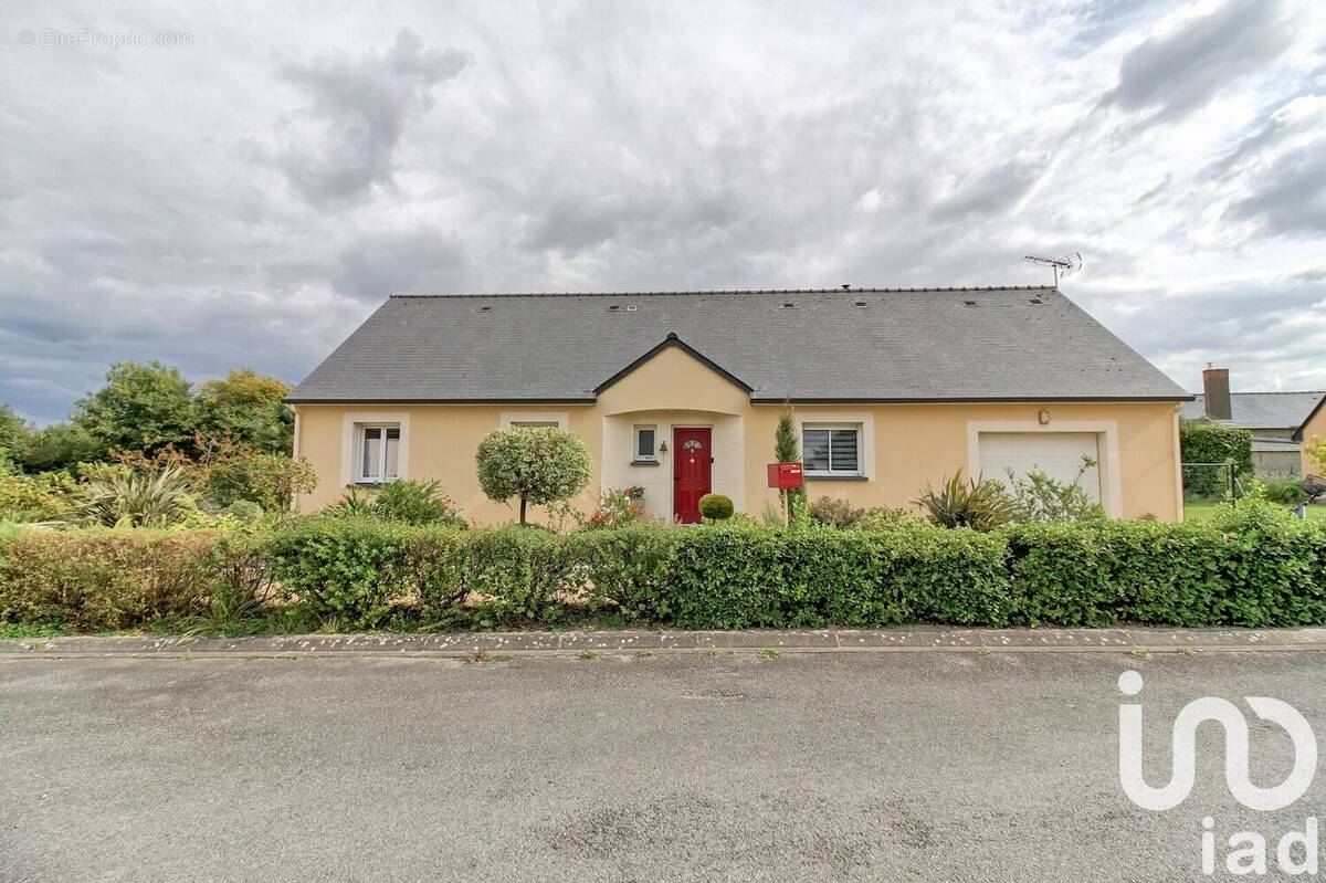 Photo 1 - Maison à LA BAZOUGE-DE-CHEMERE