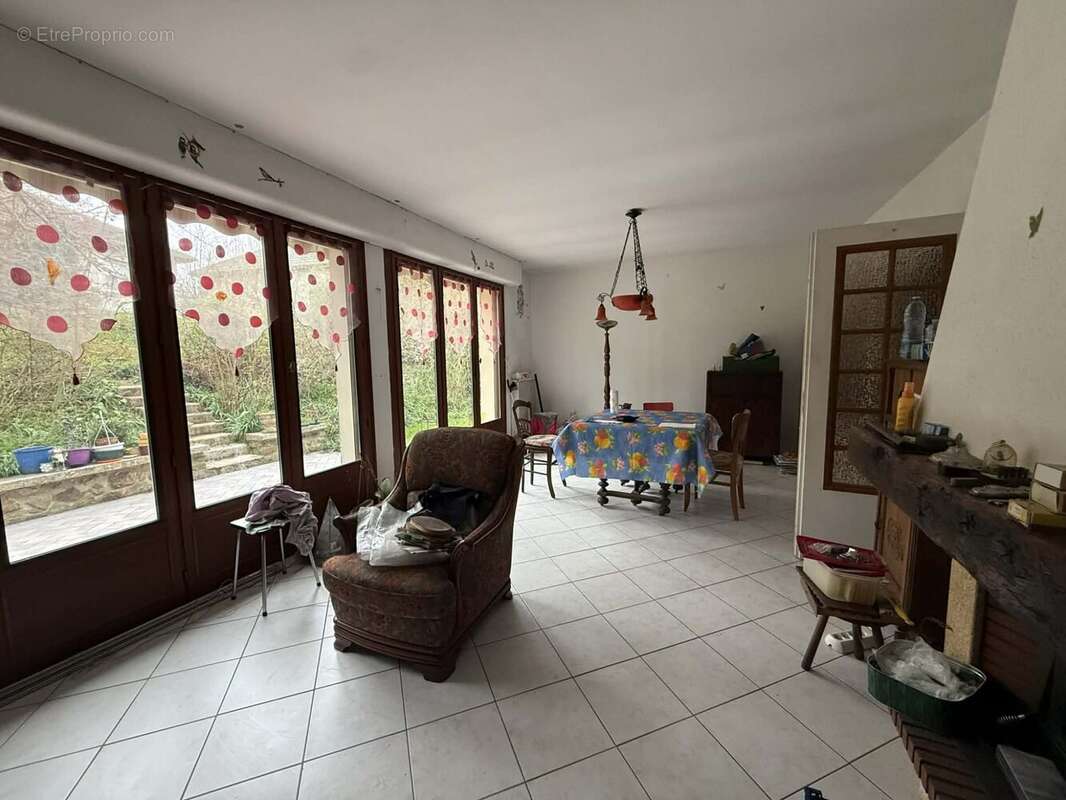 Maison à CHARLEVILLE-MEZIERES