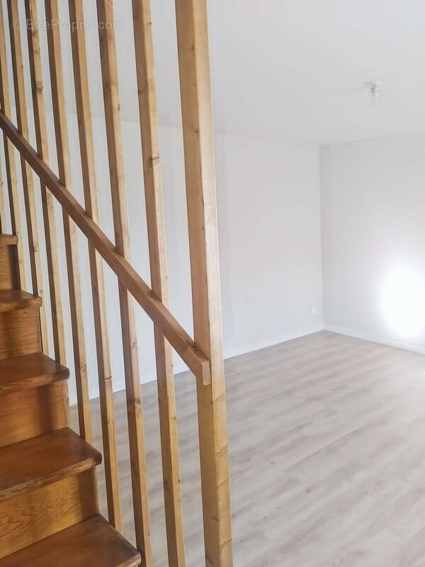 Maison à VAUCONCOURT-NERVEZAIN