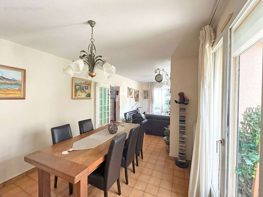 Maison à CANET-EN-ROUSSILLON