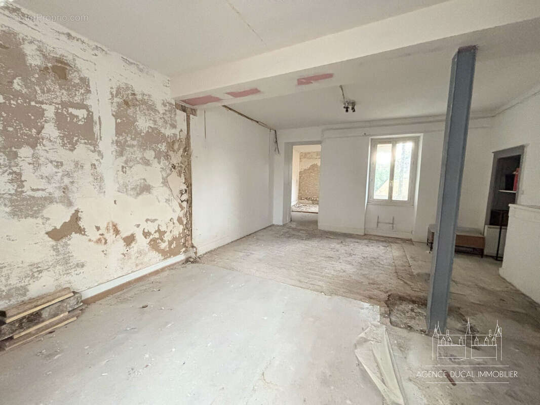 Appartement 50 m² à Nevers  - photo 2