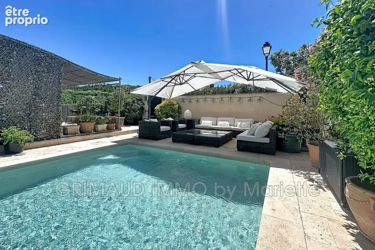 Photo Maison à La Garde-Freinet au prix de 770 000€
