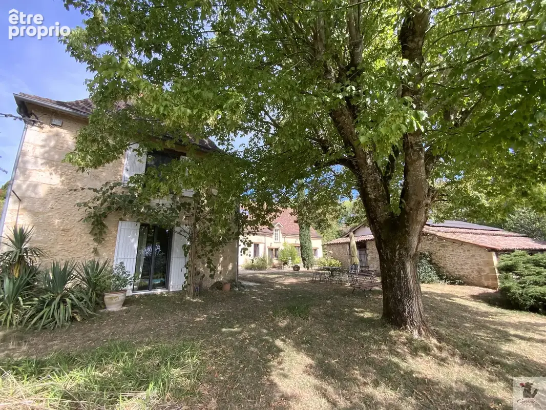 10 Min Nord BERGERAC - Ensemble immobilier périgourdin avec 3 gîtes en activité - 8500 m2 - photo 16