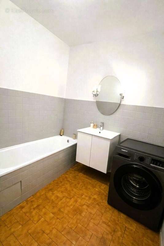 Photo 5 - Appartement à MARSEILLE-12E