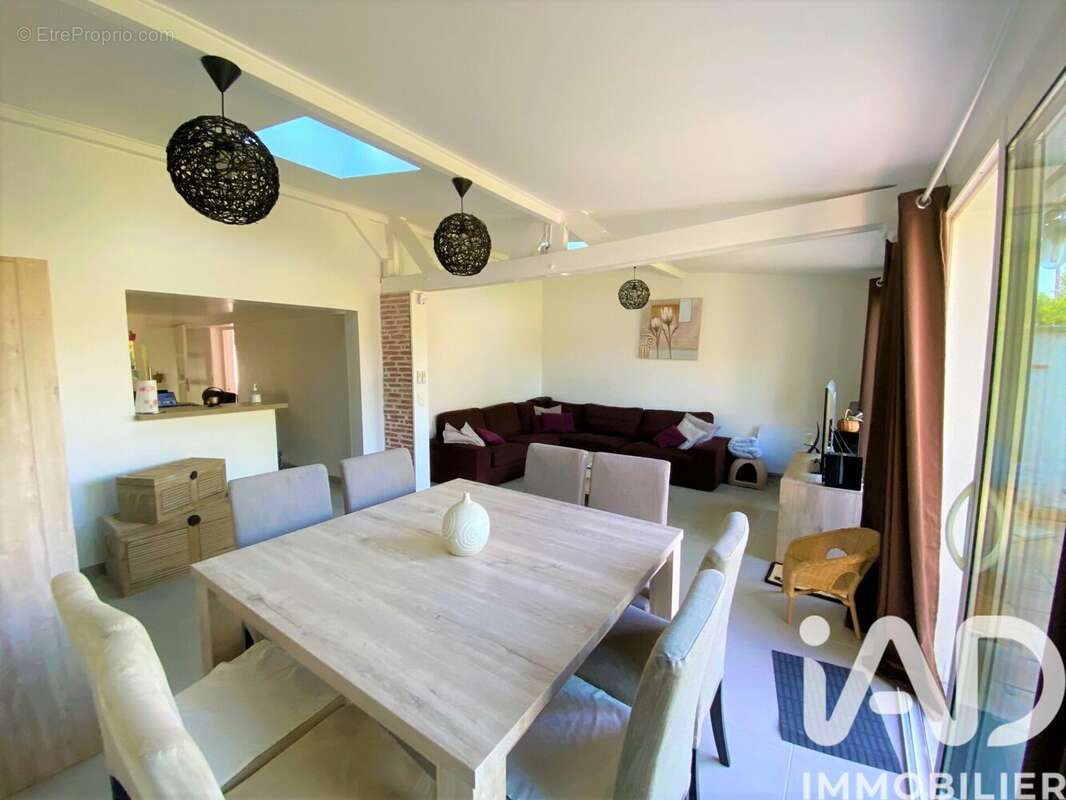 Photo 2 - Maison à CORBEIL-ESSONNES