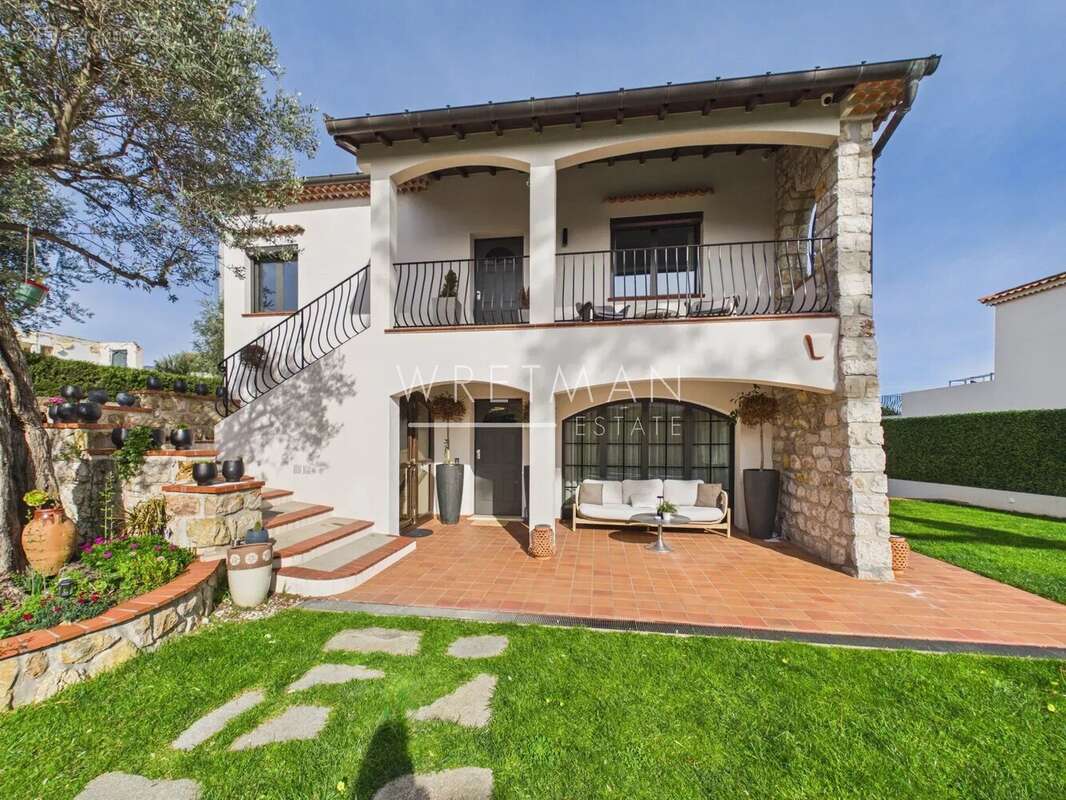 Maison à ROQUEBRUNE-CAP-MARTIN