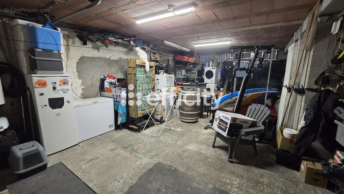 Appartement à NISSAN-LEZ-ENSERUNE