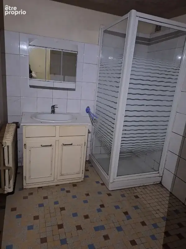 Maison à rénover dans un Bourg 7mns de Broons - 2ch - Dépendances et Garage - Idéal investissement  locatif - photo 13