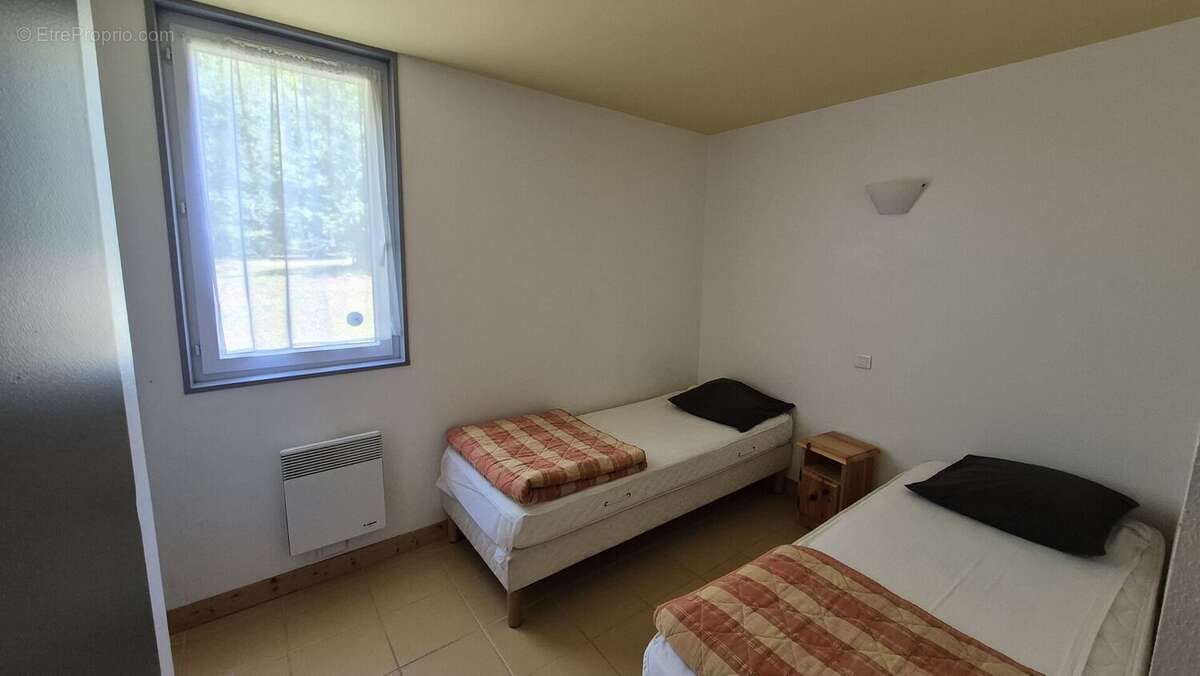 Maison 45 m² à Nontron  - photo 3
