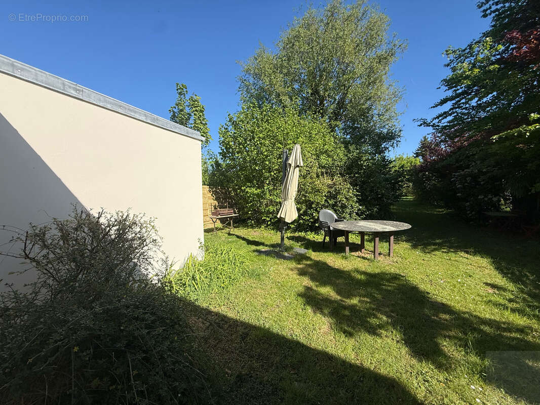 Maison à THEZY-GLIMONT