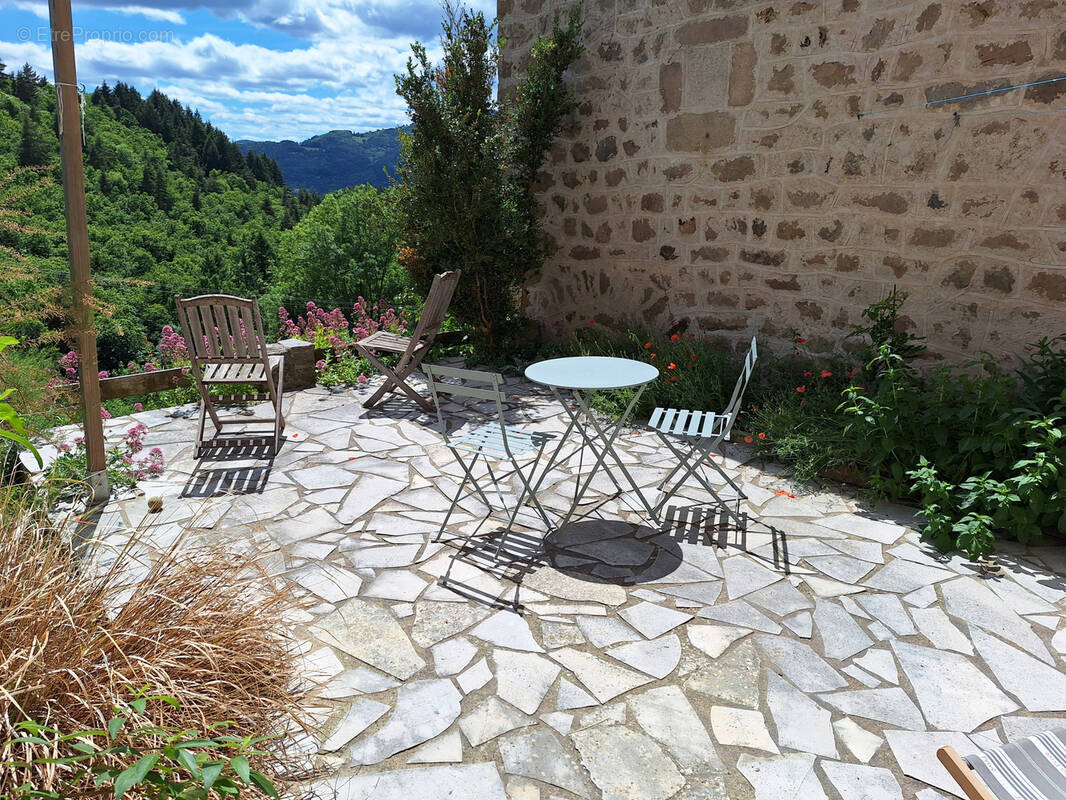 Maison à CHALENCON