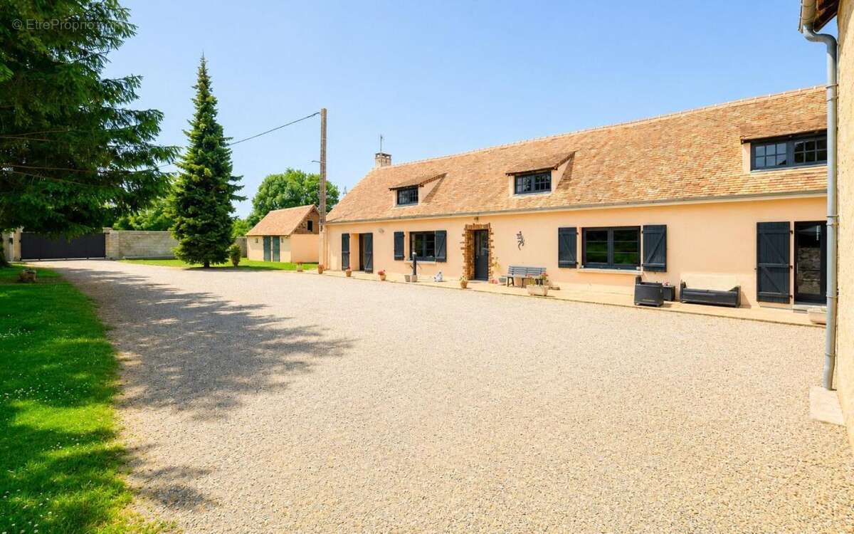 Maison à BALLON