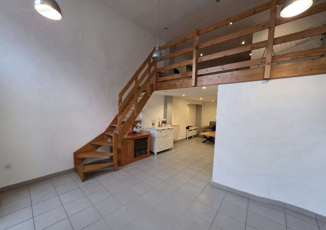 Maison à VILLEURBANNE