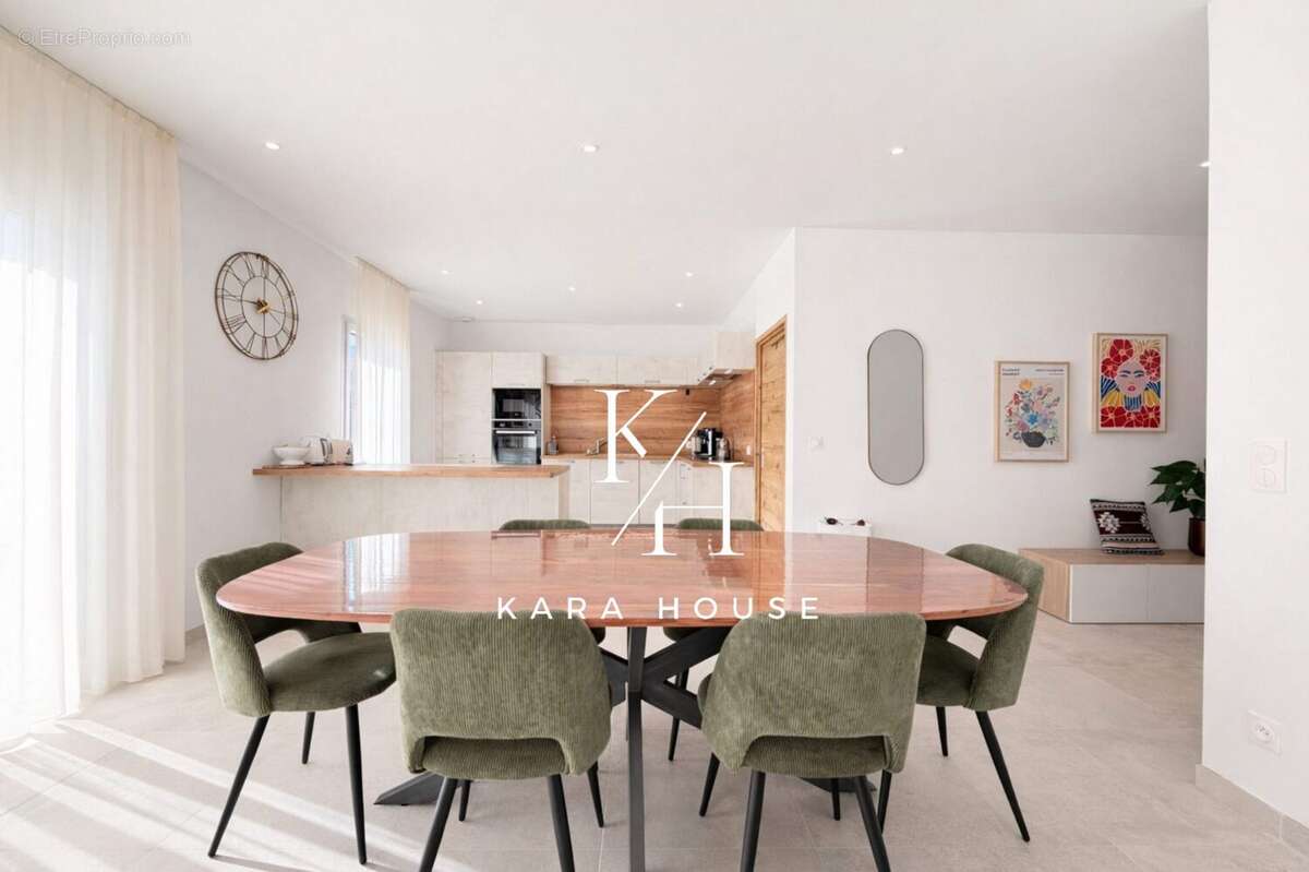 Maison à BRETTEVILLE-SUR-LAIZE