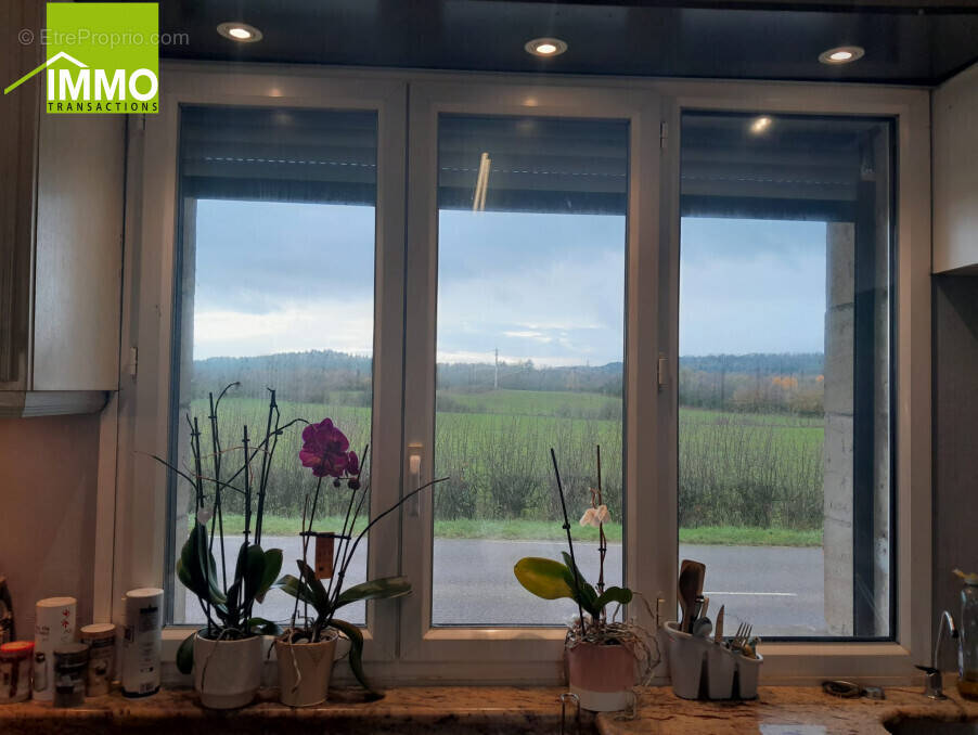 Maison à LONS-LE-SAUNIER