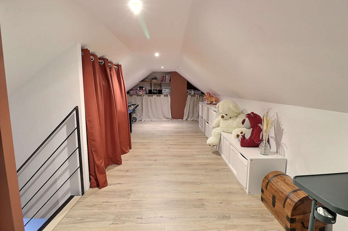 Maison à LES BREVIAIRES