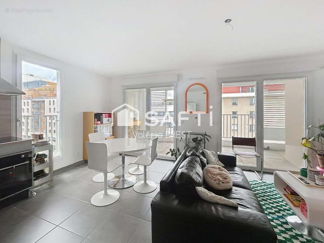 Photo 4 - Appartement à MARSEILLE-8E